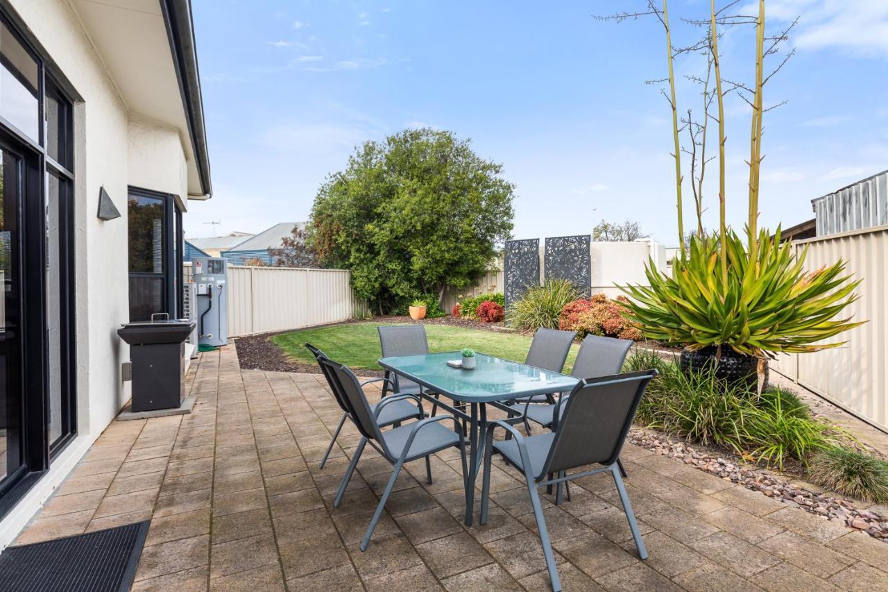 Merlot Verdelho Townhouses Penola Exterior photo